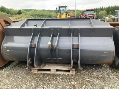 Case 821 skovl330ed6c7